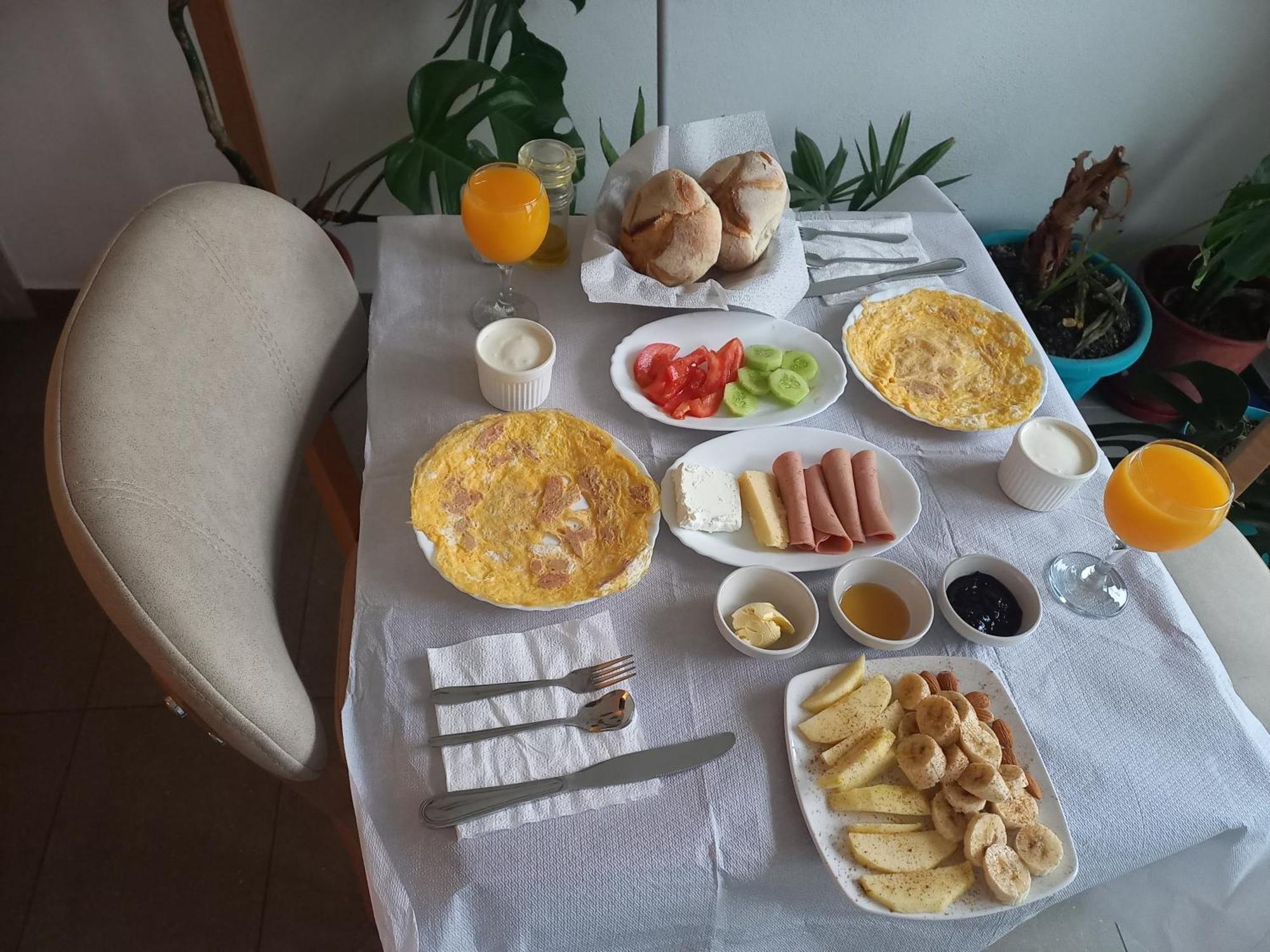 Vila Hk Krujë Buitenkant foto
