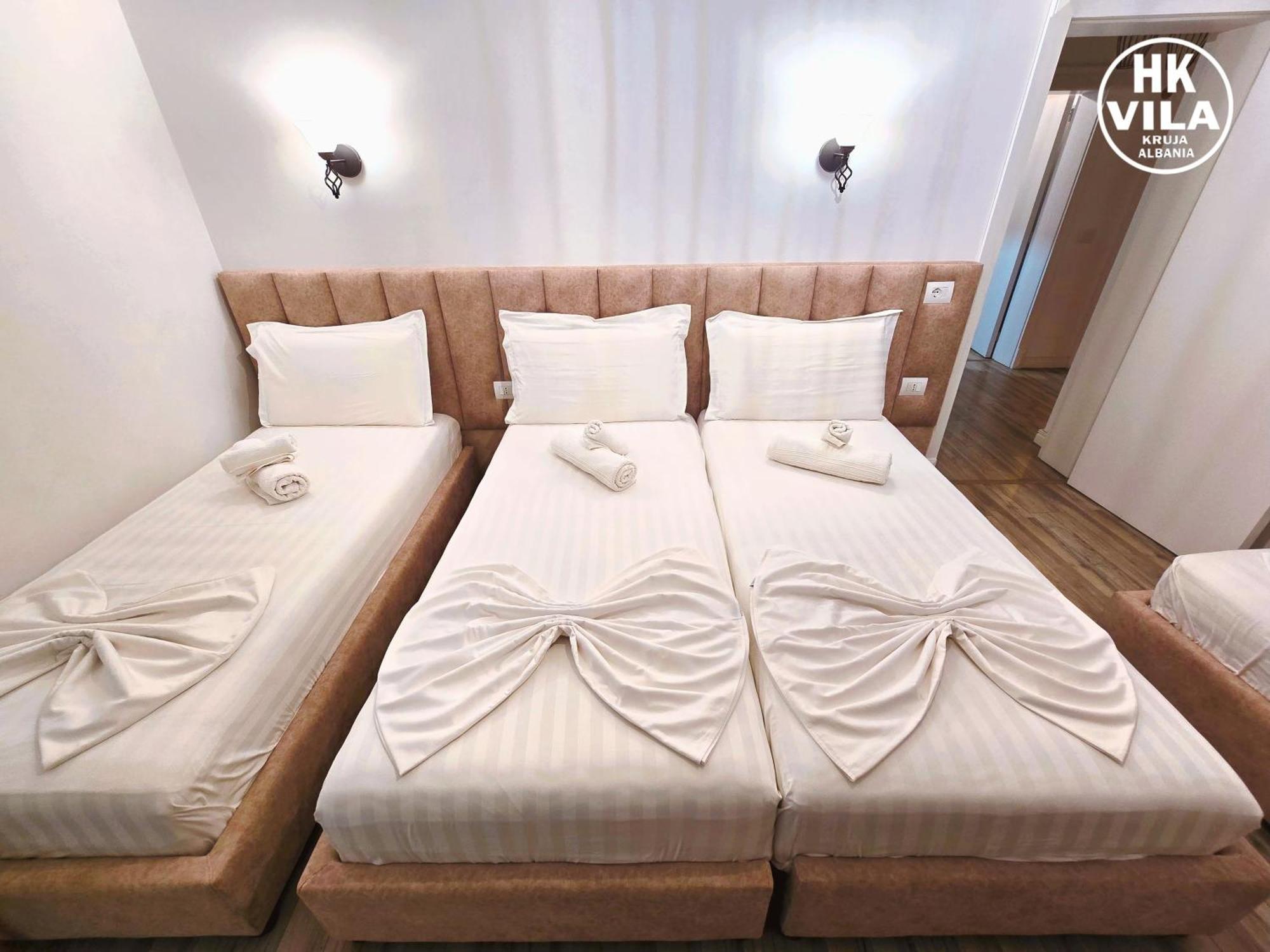 Vila Hk Krujë Buitenkant foto