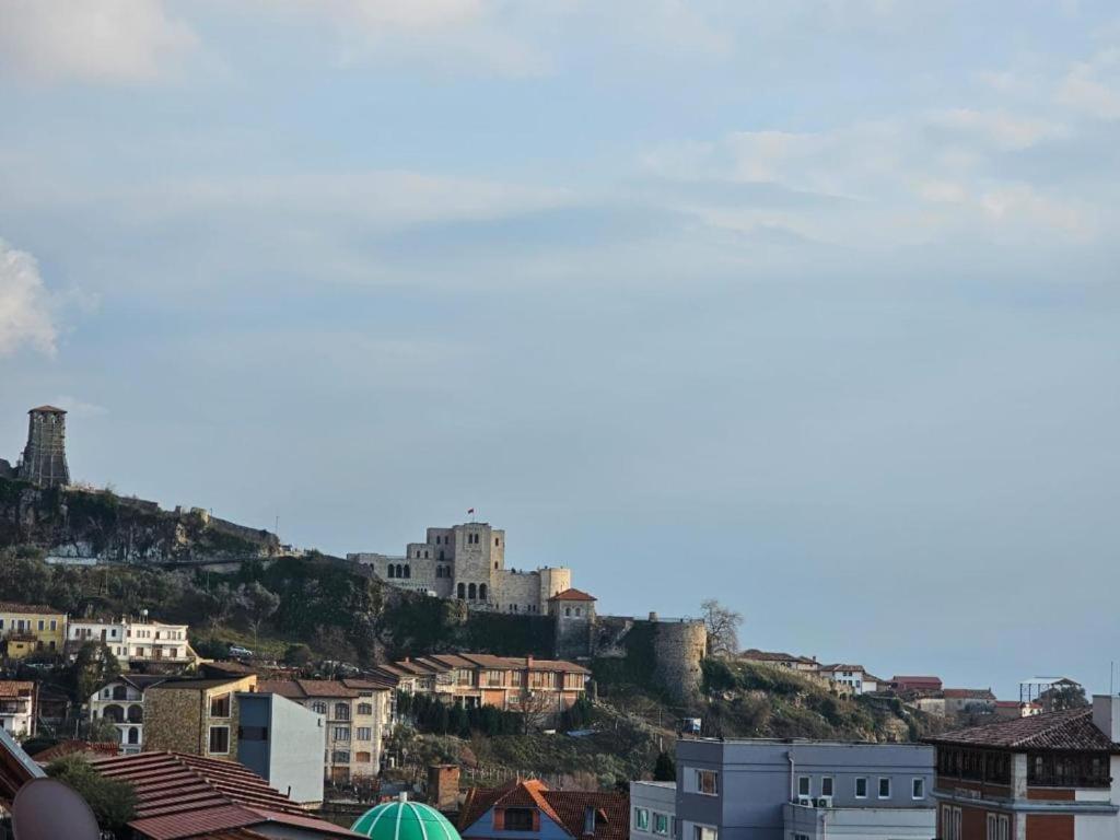Vila Hk Krujë Buitenkant foto